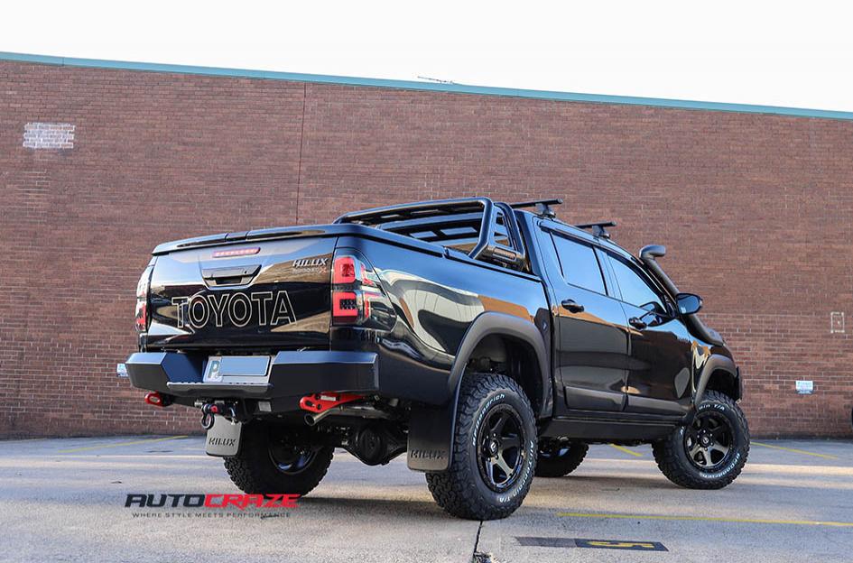 TOYOTA HILUX N80 4WD RIPPER MATTE BLACK